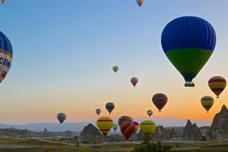 TOURISM STRATEGIES TO INCREASE SALES BOOKING INCREASE YOUR RESERVATIONS